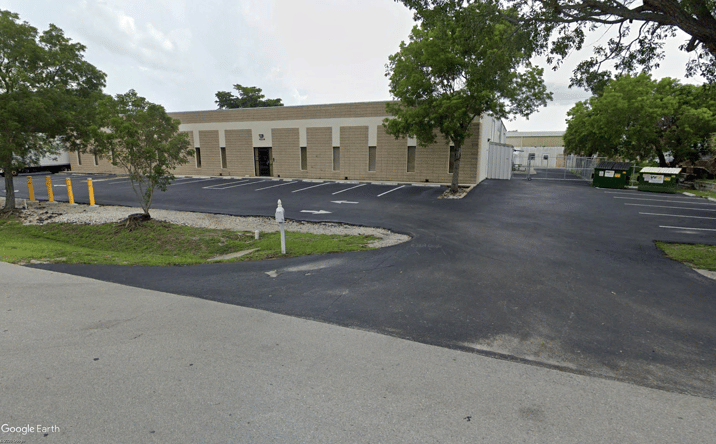 Pictures of Industrial property located at 4206 Arnold Ave, Naples, FL 34104 for lease - image #1
