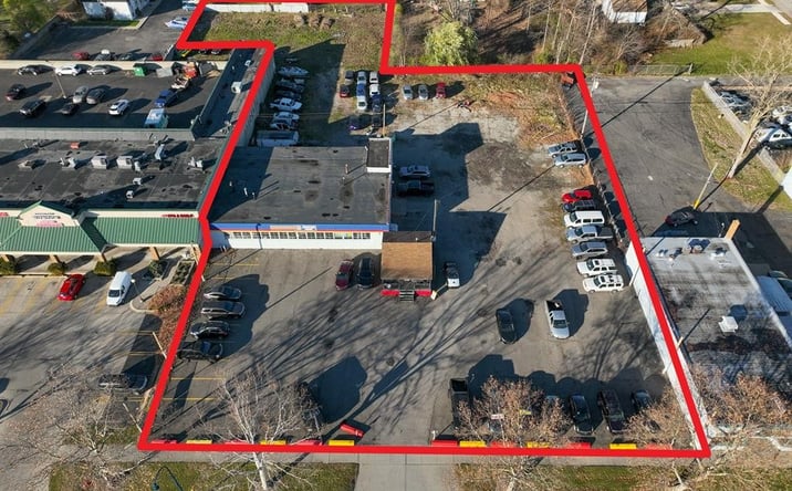 Pictures of Retail property located at 29944 Ford Road, Garden City, MI 48135 for lease - image #1