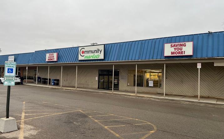 Pictures of Retail, Special Purpose property located at 610 Mc Adams Dr, New Carlisle, OH 45344 for lease - image #1
