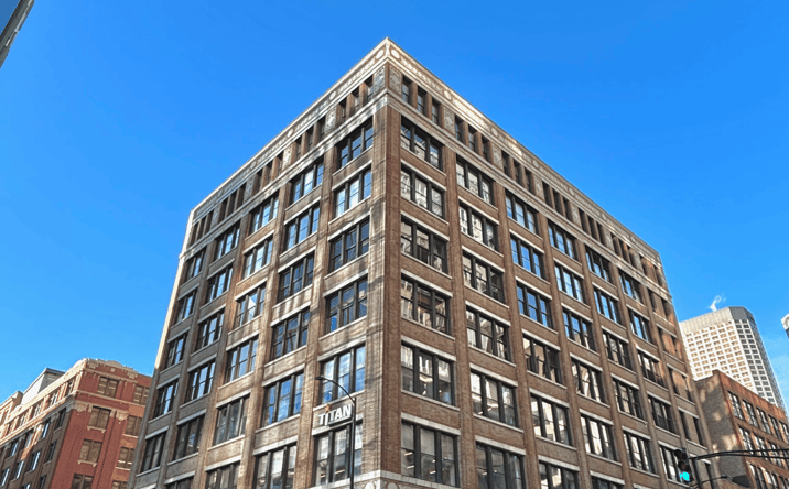 Pictures of Office property located at 600 W Jackson Blvd, Chicago, IL 60661 for lease - image #1