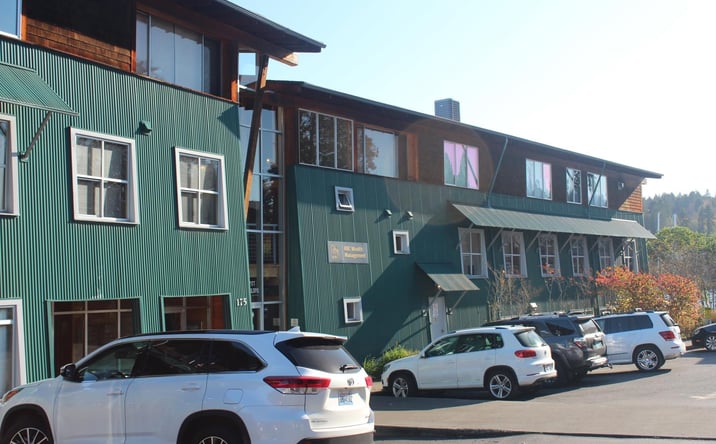 Pictures of Office property located at 175 Parfitt Way SW, Bainbridge Island, WA 98110 for lease - image #1