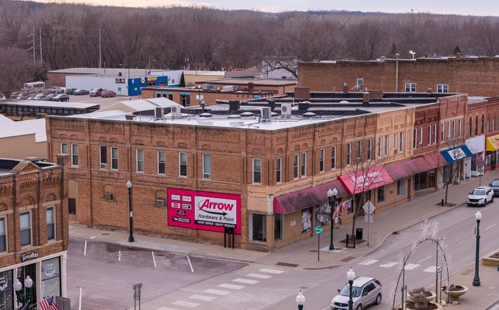 Pictures of Retail property located at 201-207 S Minnesota Ave, Saint Peter, MN 56082 for lease - image #1