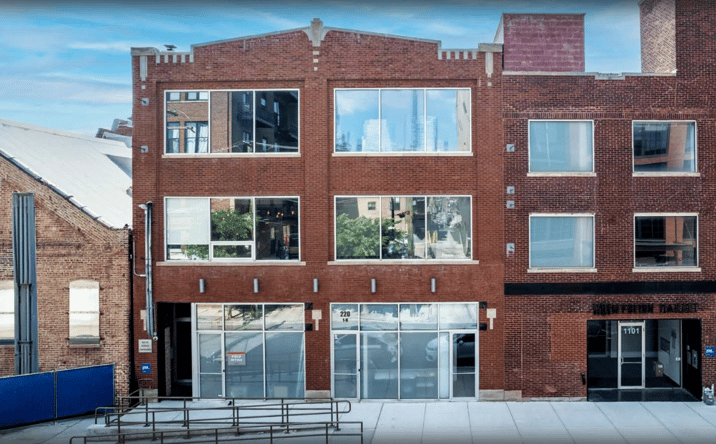 Pictures of Retail, Restaurant property located at 220 N Aberdeen St, Chicago, IL 60607 for lease - image #1