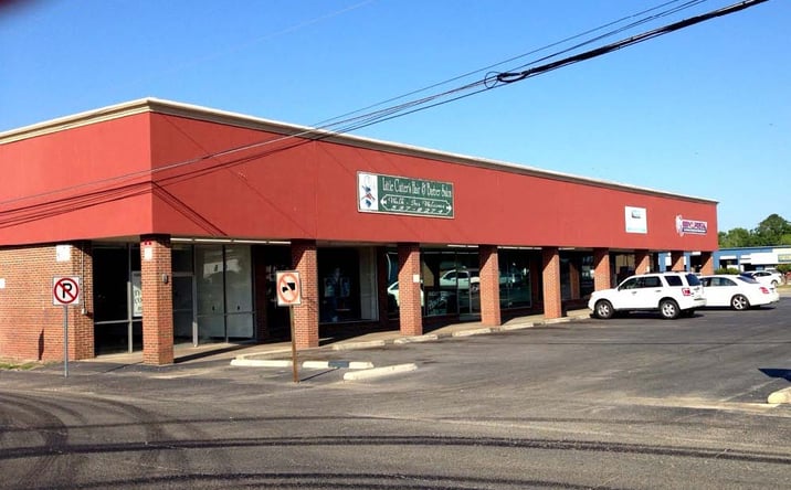 Pictures of Retail property located at 1107, 1109 ,1021 East First Street, Vidalia, GA 30474 for lease - image #1