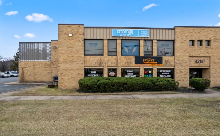 Pictures of Industrial property located at 4215 Walney Rd, Chantilly, VA 20151 for lease - image #1