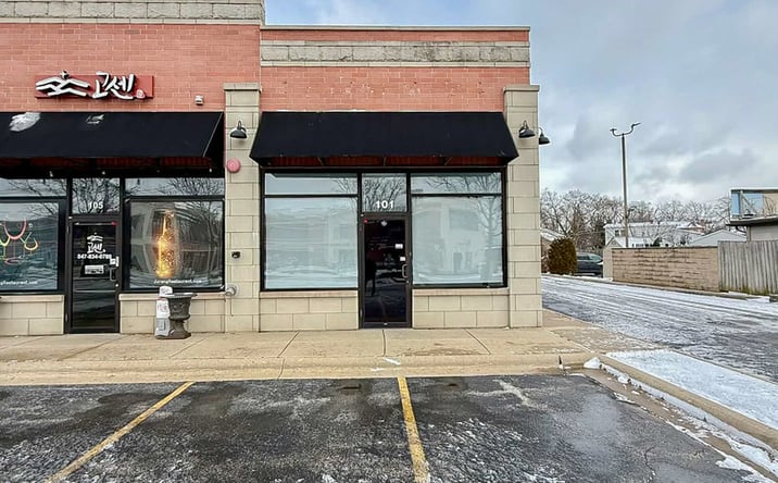 Pictures of Retail property located at 611 Milwaukee Avenue 101, Glenview, IL 60025 for lease - image #1