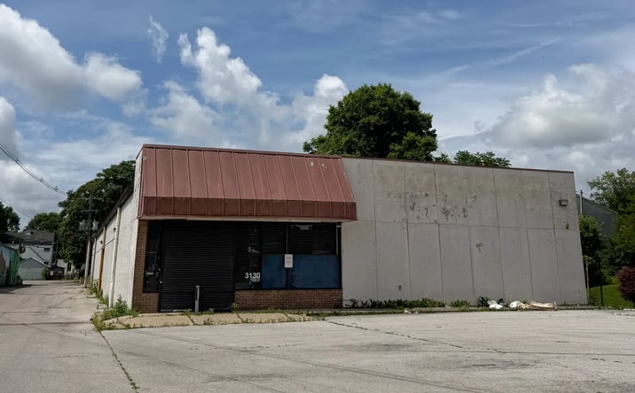 Pictures of Retail property located at 3130 Portland Ave, Louisville, KY 40212 for lease - image #1