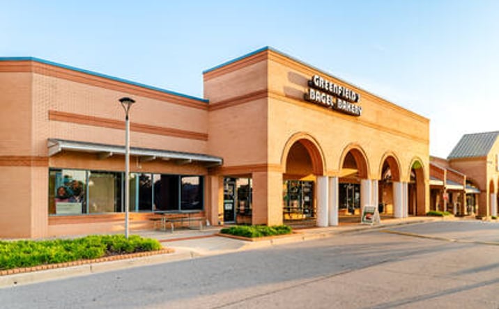 Pictures of Retail property located at 101 Verdae Blvd, Greenville, SC 29607 for lease - image #1