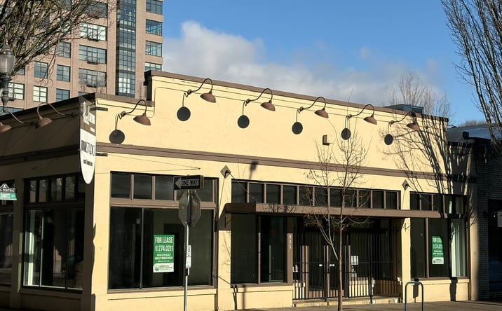 Pictures of Retail property located at 935 NW Davis St, Portland, OR 97209 for lease - image #1