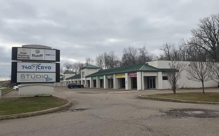 Pictures of Retail, Office property located at 3935 Northpointe Dr, Zanesville, OH 43701 for lease - image #1