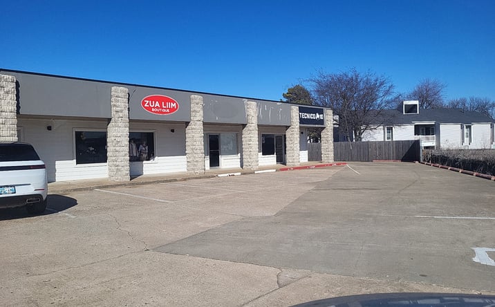 Pictures of Retail, Office property located at 715 W Main St, Jenks, OK 74037 for lease - image #1