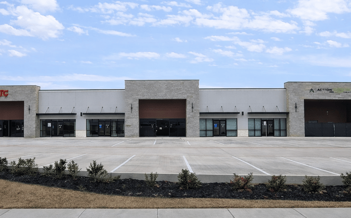 Pictures of Retail, Restaurant property located at 7525 Summer Creek Dr, Fort Worth, TX 76123 for lease - image #1