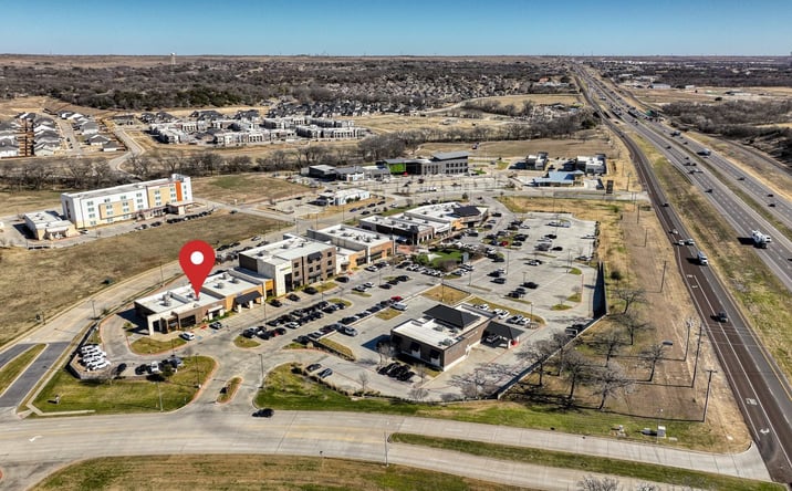 Pictures of Retail, Restaurant property located at 327 Shops Blvd, Willow Park, TX 76087 for lease - image #1