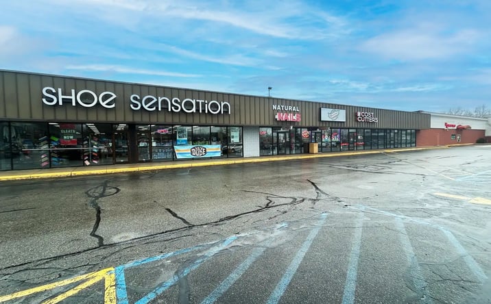 Pictures of Retail property located at 760-804 W State St, Hastings, MI 49058 for lease - image #1