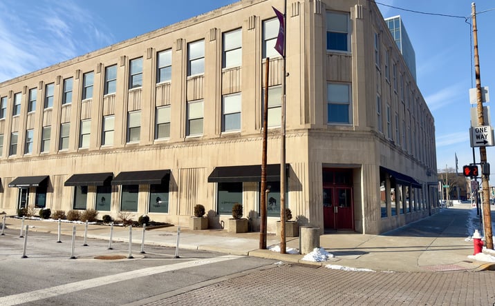 Pictures of Retail property located at 709 Madison Ave, Toledo, OH 43604 for lease - image #1