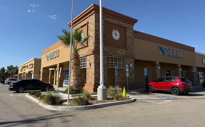Pictures of Retail property located at 6101 Upper Valley Rd, El Paso, TX 79932 for lease - image #1