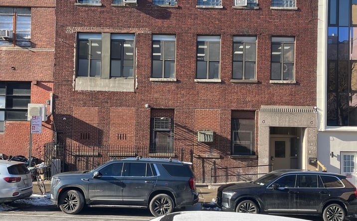 Pictures of Office property located at 68 Franklin Ave, Brooklyn, NY 11205 for lease - image #1