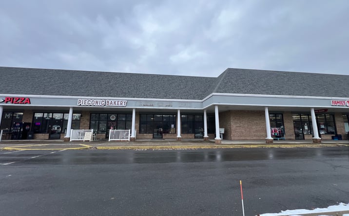 Pictures of Retail property located at 15 Dardess Drive, Chatham, NY 12037 for lease - image #1