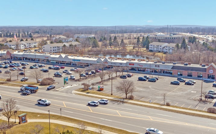 Pictures of Retail property located at 4050-4184 E Grand River Ave, Howell, MI 48843 for lease - image #1