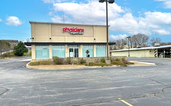 Pictures of Office property located at 19165 W Bluemound Rd, Brookfield, WI 53045 for lease - image #1