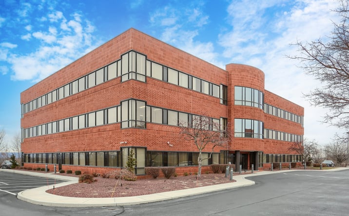 Pictures of Office property located at 4550 Lena Dr, Mechanicsburg, PA 17055 for lease - image #1