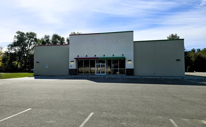 Pictures of Retail property located at 10245 W Vienna Rd, Montrose, MI 48457 for lease - image #1