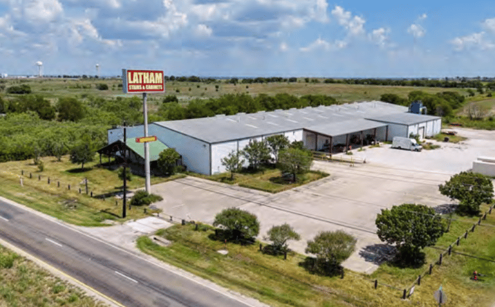 Pictures of Industrial property located at 1850 N Stemmons St, Sanger, TX 76266 for lease - image #1