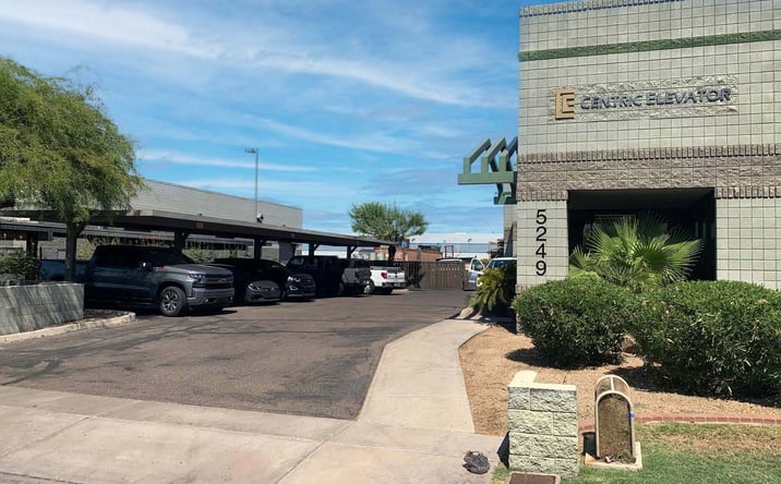 Pictures of Industrial property located at 5249 South 28th Place, Phoenix, AZ 85040 for lease - image #1