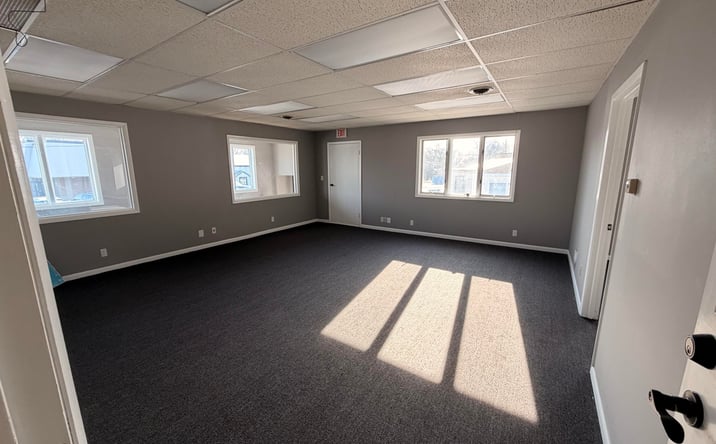 Pictures of Office property located at 315 E Ridge Road, Griffith, IN 46319 for lease - image #1