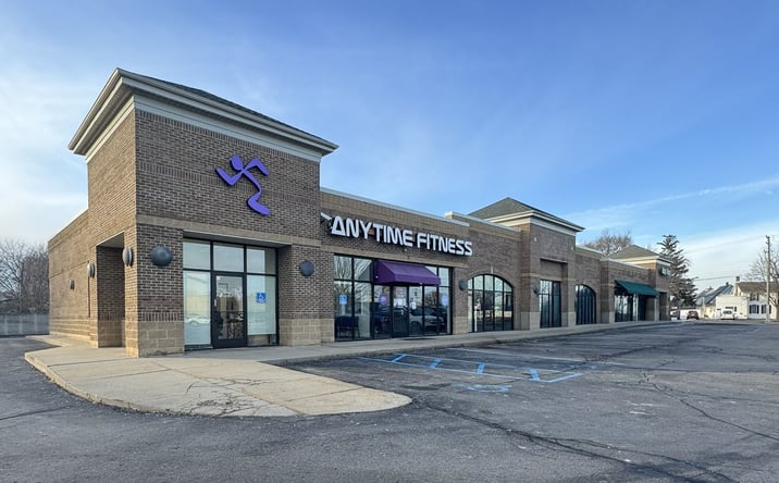 Pictures of Retail, Special Purpose, Office property located at 31887 Utica Rd, Fraser, MI 48026 for lease - image #1