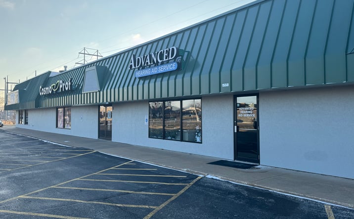 Pictures of Office, Retail property located at 1550 52nd Ave, Moline, IL 61265 for lease - image #1