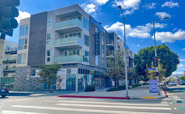 Pictures of Retail, Restaurant property located at 4900 Hollywood Blvd, Los Angeles, CA 90027 for lease - image #1