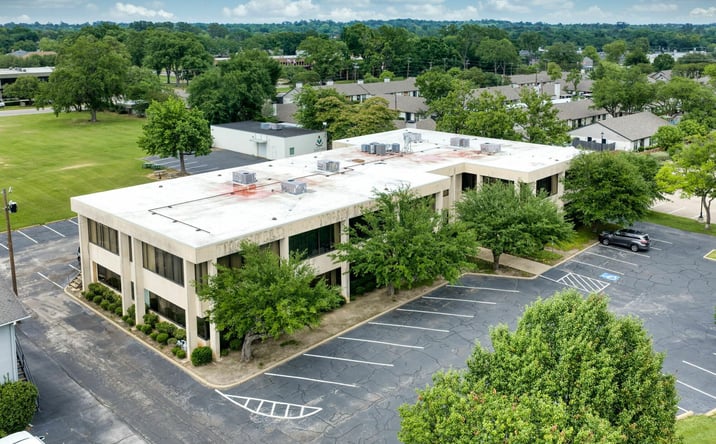 Pictures of Office property located at 515 WSW Loop 323, Tyler, TX 75701 for lease - image #1