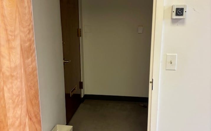 Pictures of Office property located at 111 N Wabash Avenue 820, Chicago, IL 60602 for lease - image #1