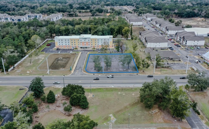 Pictures of Land property located at 8973 Pine Forest Rd, Pensacola, FL 32534 for lease - image #1