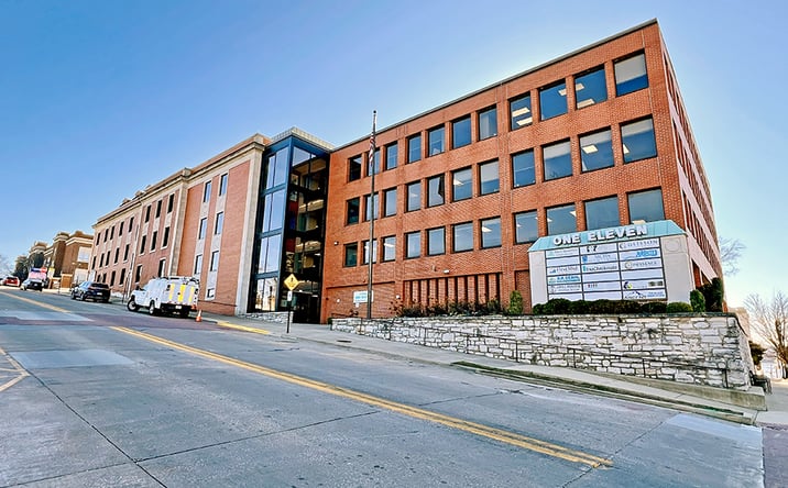 Pictures of Office property located at 111 E 4th St, Alton, IL 62002 for lease - image #1