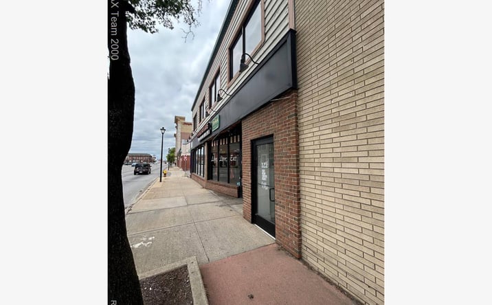 Pictures of Office, Retail property located at 22266 Michigan Avenue, Dearborn, MI 48124 for lease - image #1