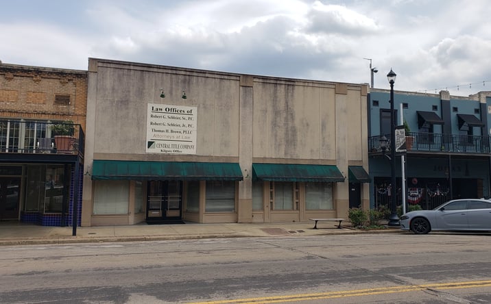 Pictures of Retail, Office property located at 116 N Kilgore St, Kilgore, TX 75662 for lease - image #1