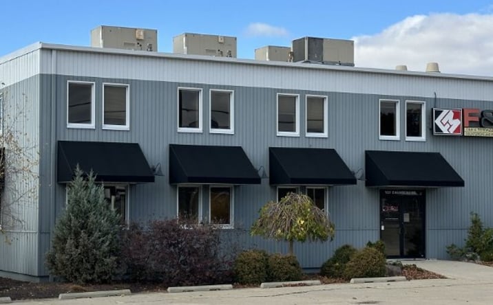Pictures of Industrial property located at 137 Chambeau Rd, Fort Wayne, IN 46805 for lease - image #1