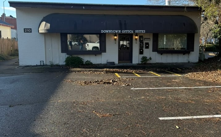 Pictures of Office property located at 210 Bridge St, Smithfield, NC 27577 for lease - image #1