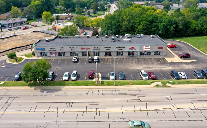 Pictures of Retail property located at 505 - 539 S. Parkway Dr, Pekin, IL 61554 for lease - image #1