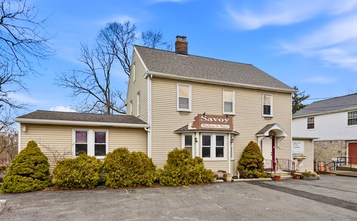 Pictures of Retail, Restaurant, Office property located at 914 Center St, Lewiston, NY 14092 for lease - image #1