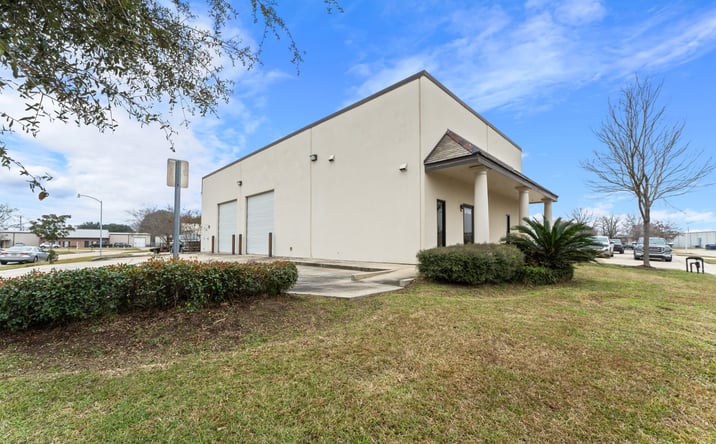 Pictures of Industrial property located at 6768 Complex Dr, Baton Rouge, LA 70809 for lease - image #1