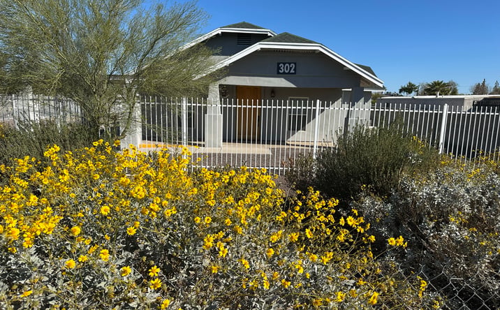 Pictures of Retail, Office, Special Purpose property located at 302 E Southern Ave, Phoenix, AZ 85040 for lease - image #1