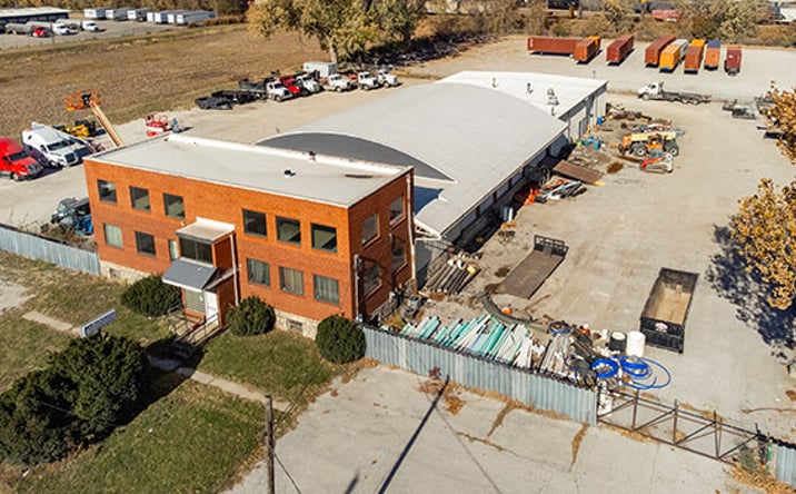 Pictures of Office, Industrial property located at 4910 Gardner Avenue, Kansas City, MO 64120 for lease - image #1