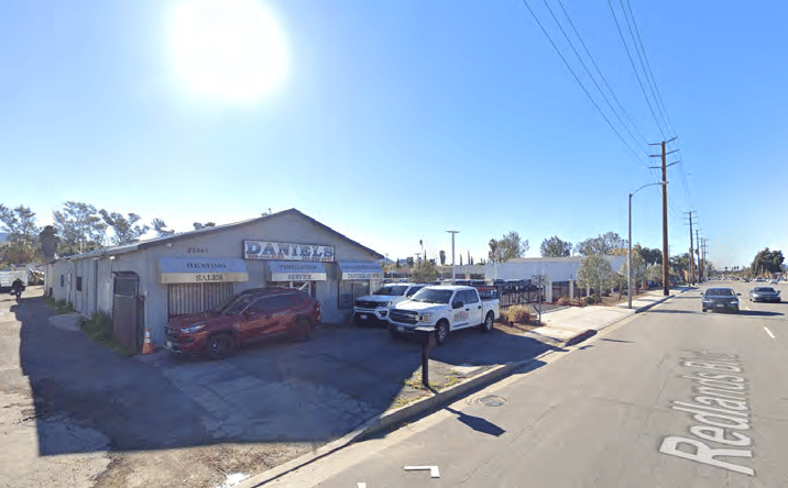 Pictures of Retail property located at 25041 Redlands Blvd, Loma Linda, CA 92354 for lease - image #1