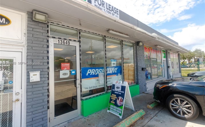 Pictures of Retail, Office property located at 13649 W Dixie Hwy, North Miami, FL 33161 for lease - image #1