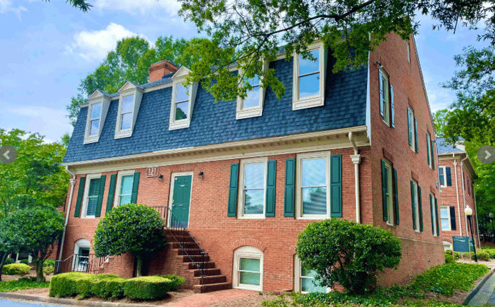 Pictures of Office property located at 131 Village Pkwy NE, Marietta, GA 30067 for lease - image #1