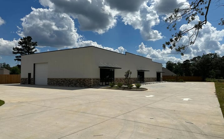 Pictures of Retail, Industrial property located at 23516 Haven Blvd, Ponchatoula, LA 70454 for lease - image #1