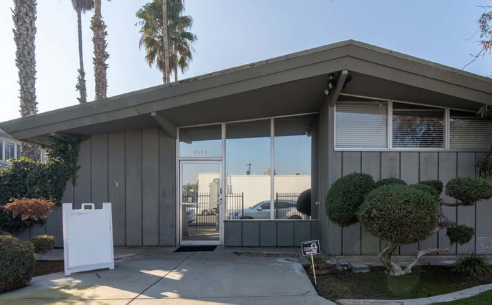 Pictures of Retail, Office property located at 2323 E St, Bakersfield, CA 93301 for lease - image #1